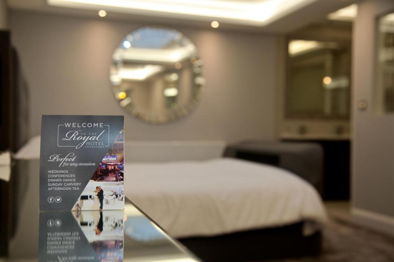 The Royal Hotel คุกส์ทาวน์ ภายนอก รูปภาพ